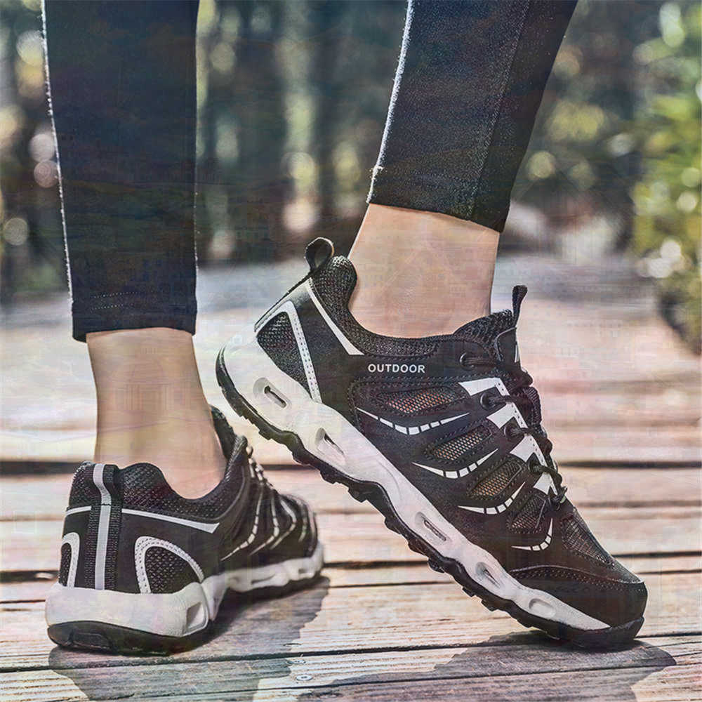Sumer Round Tip Silver Sneaker - Tech Girl Accessories avaliação e preço