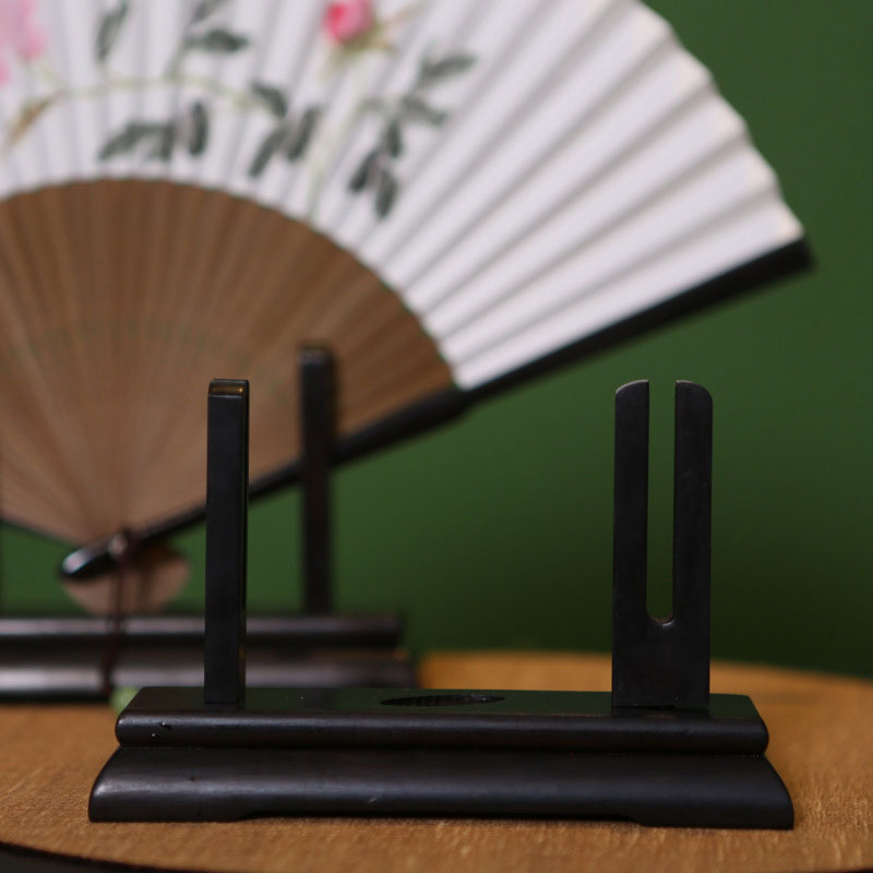Vintage Art Style Folding Fan  - Tech Accessories For Office Desk avaliação e preço