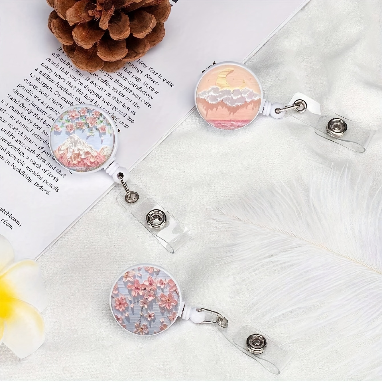Cute retractable badge scrolls - Xray Tech Accessories avaliação e preço
